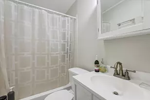 130 Myrtle St, Boston, MA 02114 - Photo 3