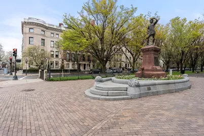 413-415 Commonwealth Ave #5, Boston, MA 02215 - Photo 25