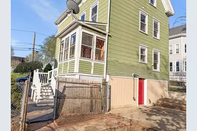 26 Arlington St, Amesbury, MA 01913 - Photo 3