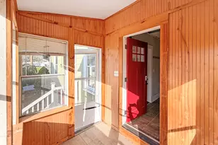 26 Arlington St, Amesbury, MA 01913 - Photo 11