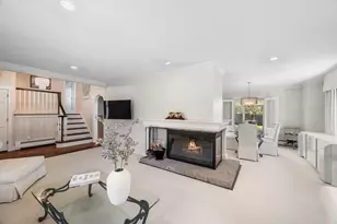 21 Phillips Ave, Swampscott, MA 01907 - Photo 9