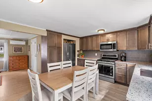11 Norman Ave, Newburyport, MA 01950 - Photo 9