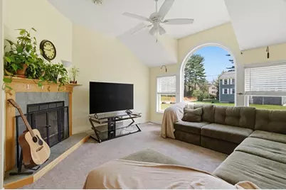 19 Fairfield Dr, Dudley, MA 01571 - Photo 17