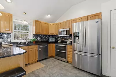 19 Fairfield Dr, Dudley, MA 01571 - Photo 11