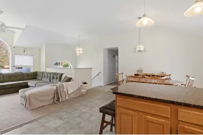 19 Fairfield Dr, Dudley, MA 01571 - Photo 13