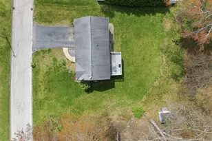 19 Fairfield Dr, Dudley, MA 01571 - Photo 7