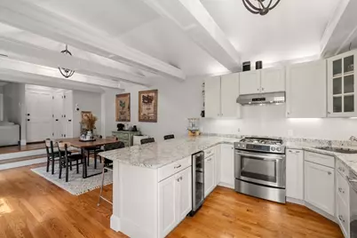37 Mount Vernon St #2, Boston, MA 02129 - Photo 7