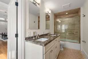 37 Mt Vernon St, Boston, MA 02129 - Photo 15
