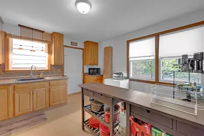 746-748 Alden St, Springfield, MA 01109 - Photo 7