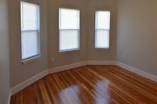 28 Taft St, Boston, MA 02125 - Photo 9