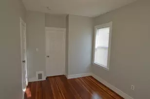 28 Taft St, Boston, MA 02125 - Photo 5
