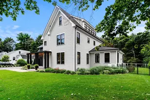 12 Roosevelt Pl, Newburyport, MA 01950 - Photo 3