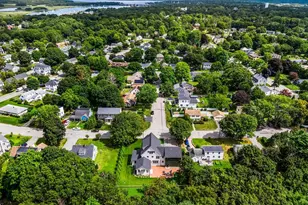 12 Roosevelt Pl, Newburyport, MA 01950 - Photo 5