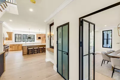 12 Roosevelt Pl, Newburyport, MA 01950 - Photo 27