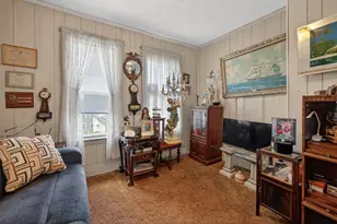 19 Bradford St, Everett, MA 02149 - Photo 33