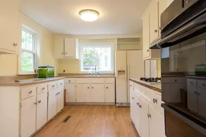 988 Old Falmouth Road, Barnstable, MA 02648 - Photo 11