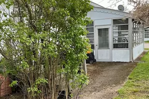 160 Washington, Plainville, MA 02762 - Photo 3