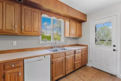 15 Breezy Green Rd, Leicester, MA 01524 - Photo 9