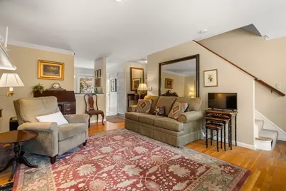 99 Anderer Ln #8, Boston, MA 02132 - Photo 3