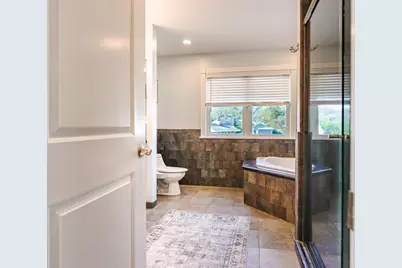 517 Pearse Rd, Swansea, MA 02777 - Photo 15