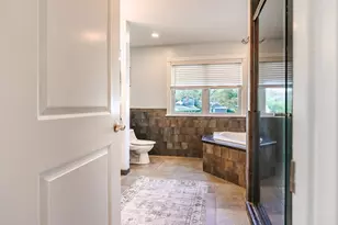 517 Pearse Rd, Swansea, MA 02777 - Photo 15