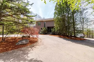 35 Hickory Dr, Worcester, MA 01609 - Photo 1