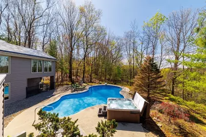 35 Hickory Dr, Worcester, MA 01609 - Photo 39
