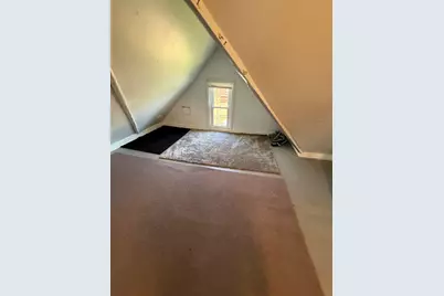 108 Alden St, Springfield, MA 01109 - Photo 31