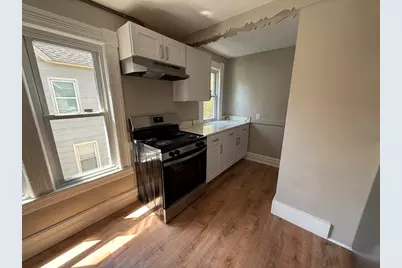 108 Alden St, Springfield, MA 01109 - Photo 11