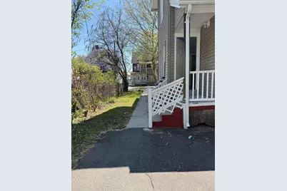 108 Alden St, Springfield, MA 01109 - Photo 5