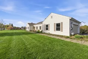 76 Fiske Hill Rd, Sturbridge, MA 01566 - Photo 25