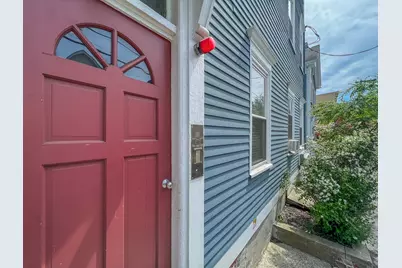 390 Norfolk St #2, Cambridge, MA 02139 - Photo 19