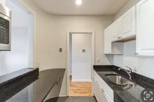 204 H St, Boston, MA 02127 - Photo 3