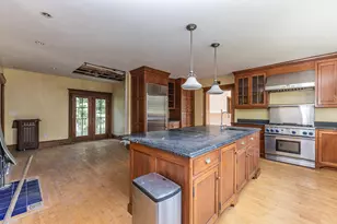 29 Gorham St, Chelmsford, MA 01824 - Photo 11