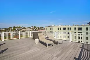 10 Ocean Ave, Revere, MA 02151 - Photo 19