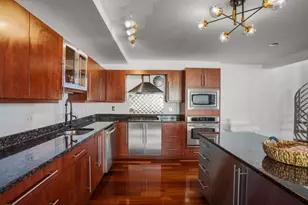 10 Ocean Ave, Revere, MA 02151 - Photo 9