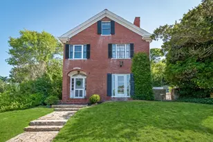 18 Union St, Manchester by the Sea, MA 01944 - Photo 1