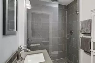 149 G St, Boston, MA 02127 - Photo 9