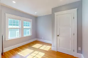 170 Savin Hill Ave, Boston, MA 02125 - Photo 15