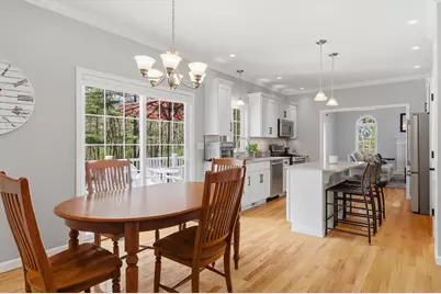 10 Briarwood Circle, Douglas, MA 01516 - Photo 9