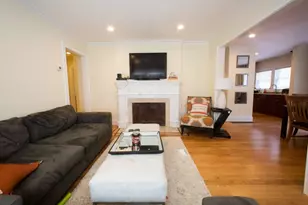 37 Beaconsfield Rd, Brookline, MA 02445 - Photo 7