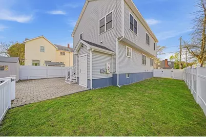 305 Lynn St, Malden, MA 02148 - Photo 5
