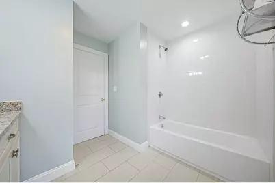 305 Lynn St, Malden, MA 02148 - Photo 27