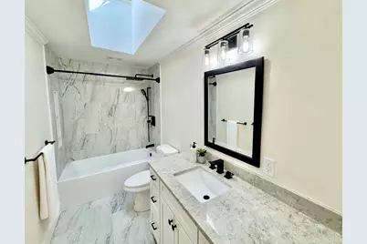 362 Center St, Hanover, MA 02339 - Photo 17