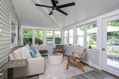 117 Hobart St, Hingham, MA 02043 - Photo 21