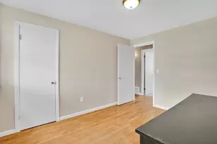 35 Sherwood St, Chicopee, MA 01013 - Photo 19