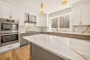 11 Falcon Dr, Shrewsbury, MA 01545 - Photo 7