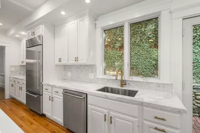 110 Avalon Rd, Newton, MA 02468 - Photo 7