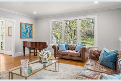 110 Avalon Rd, Newton, MA 02468 - Photo 3