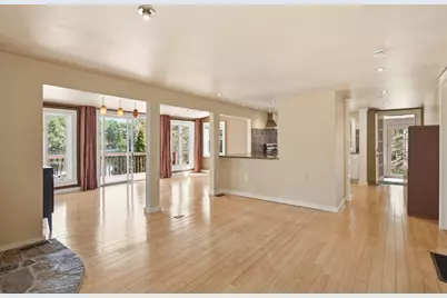 153 Shoreline Dr, West Brookfield, MA 01585 - Photo 13